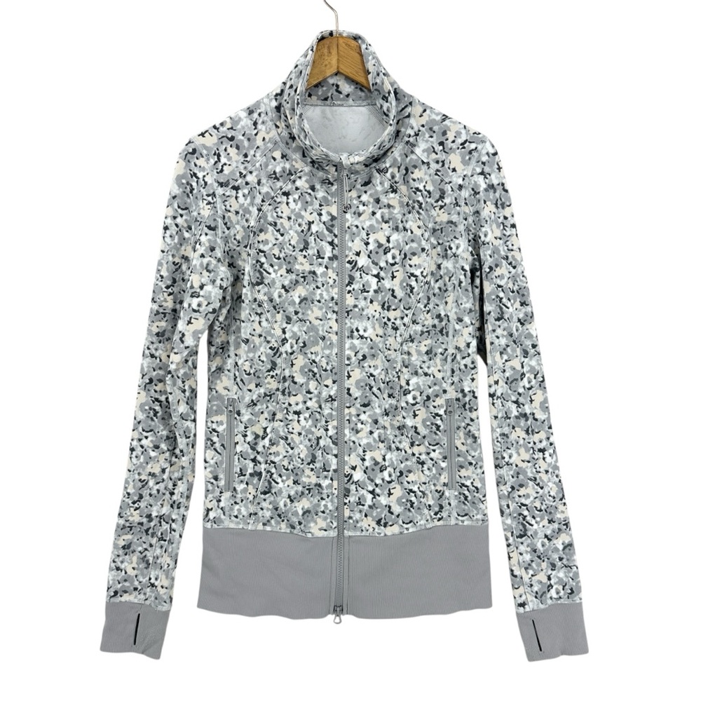 LULULEMON Nice Asana Jacket Gray Silver Spoon Leopard Thumb Holes